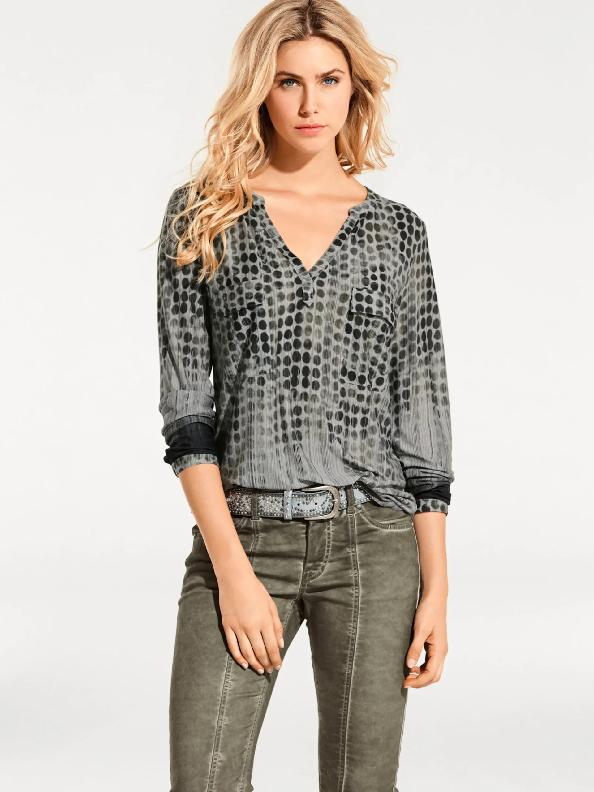 Blusen|Shirts|heine Blusenshirt im Tupfenmuster oliv