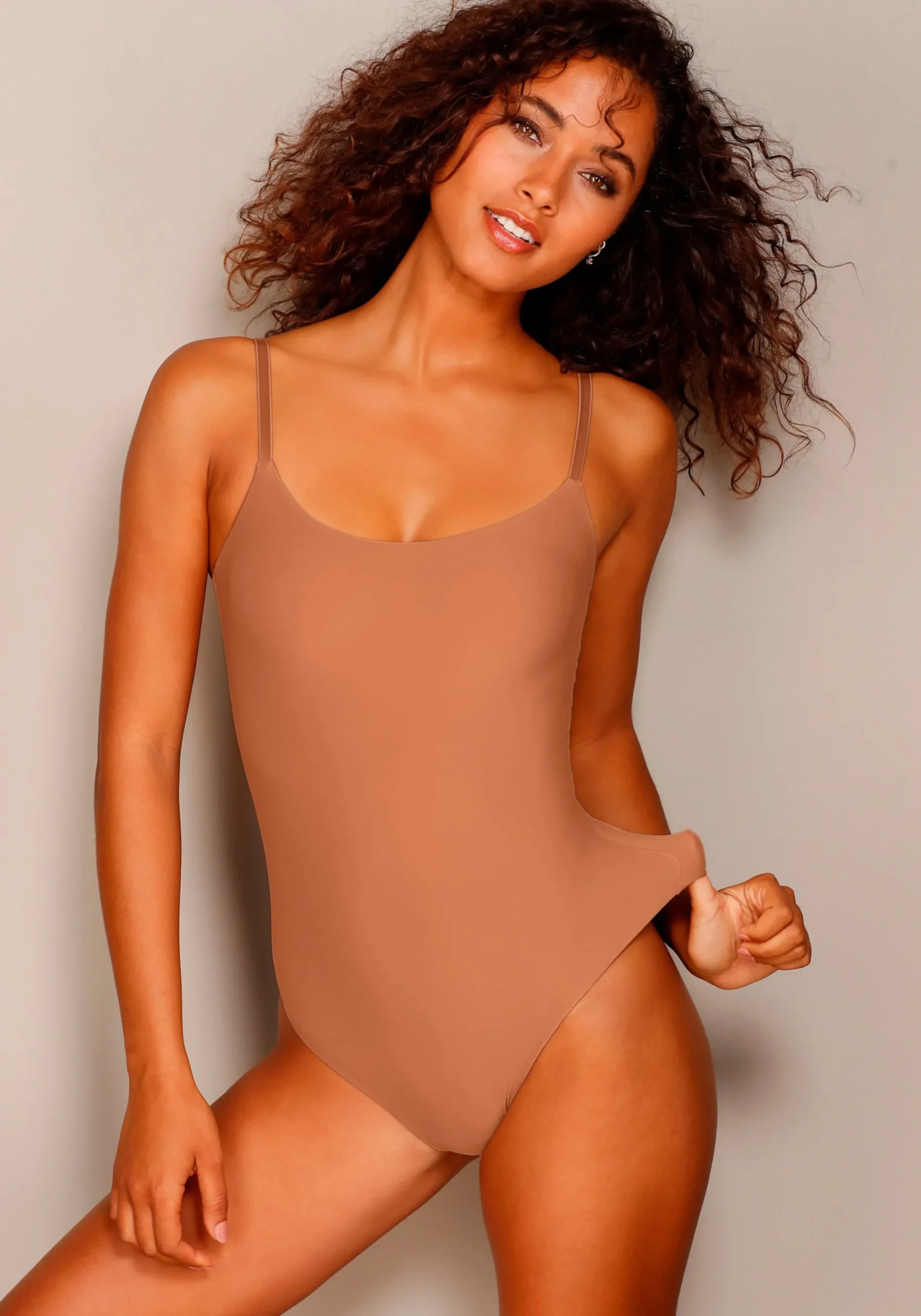 Bodies & Unterhemden|LASCANA Body caramel