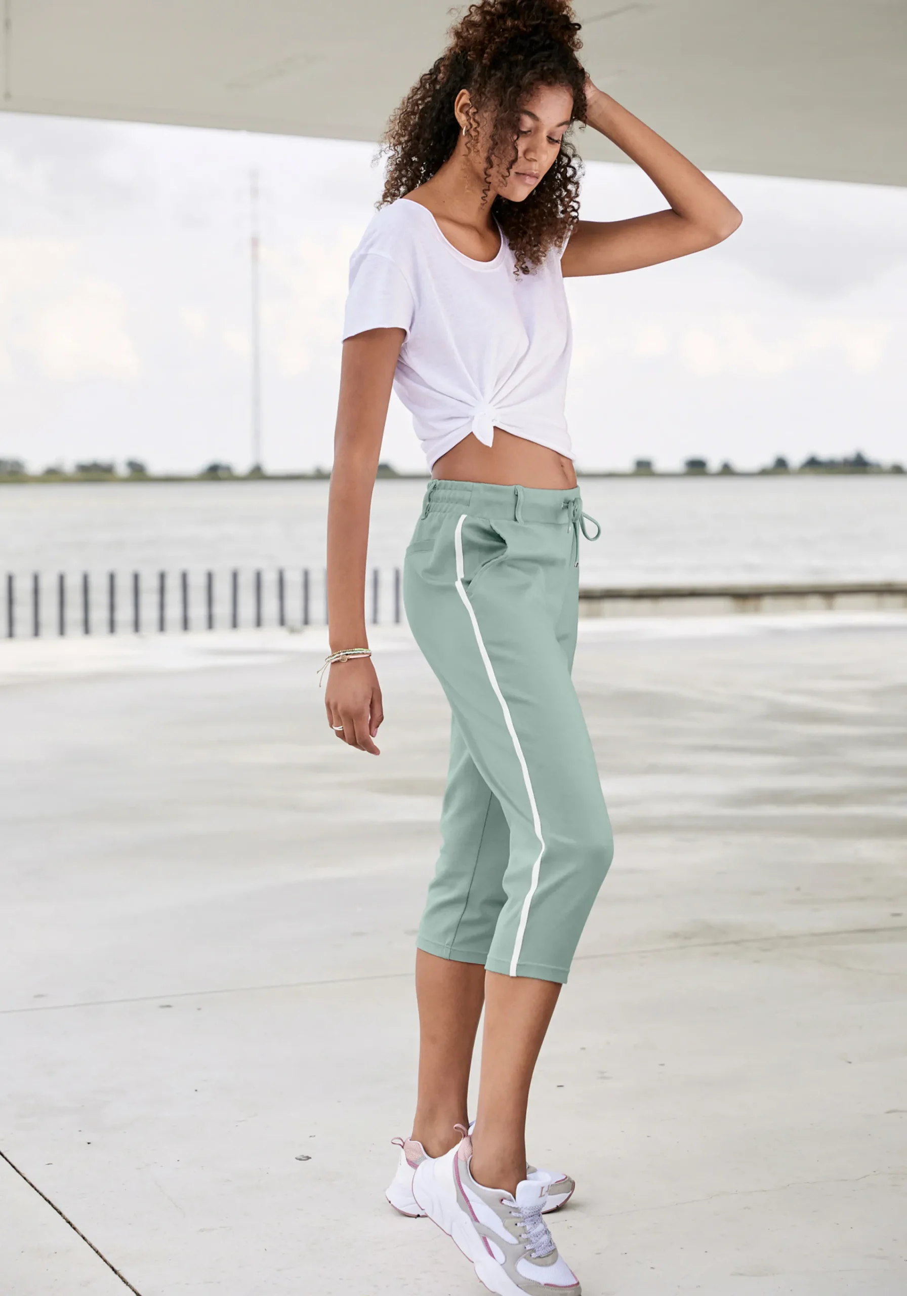 Homewear|Strandmode|LASCANA Caprihose mint