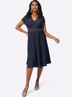 Kleider| Cocktailkleid mit kunstvollem Spitzeneinsatz marine