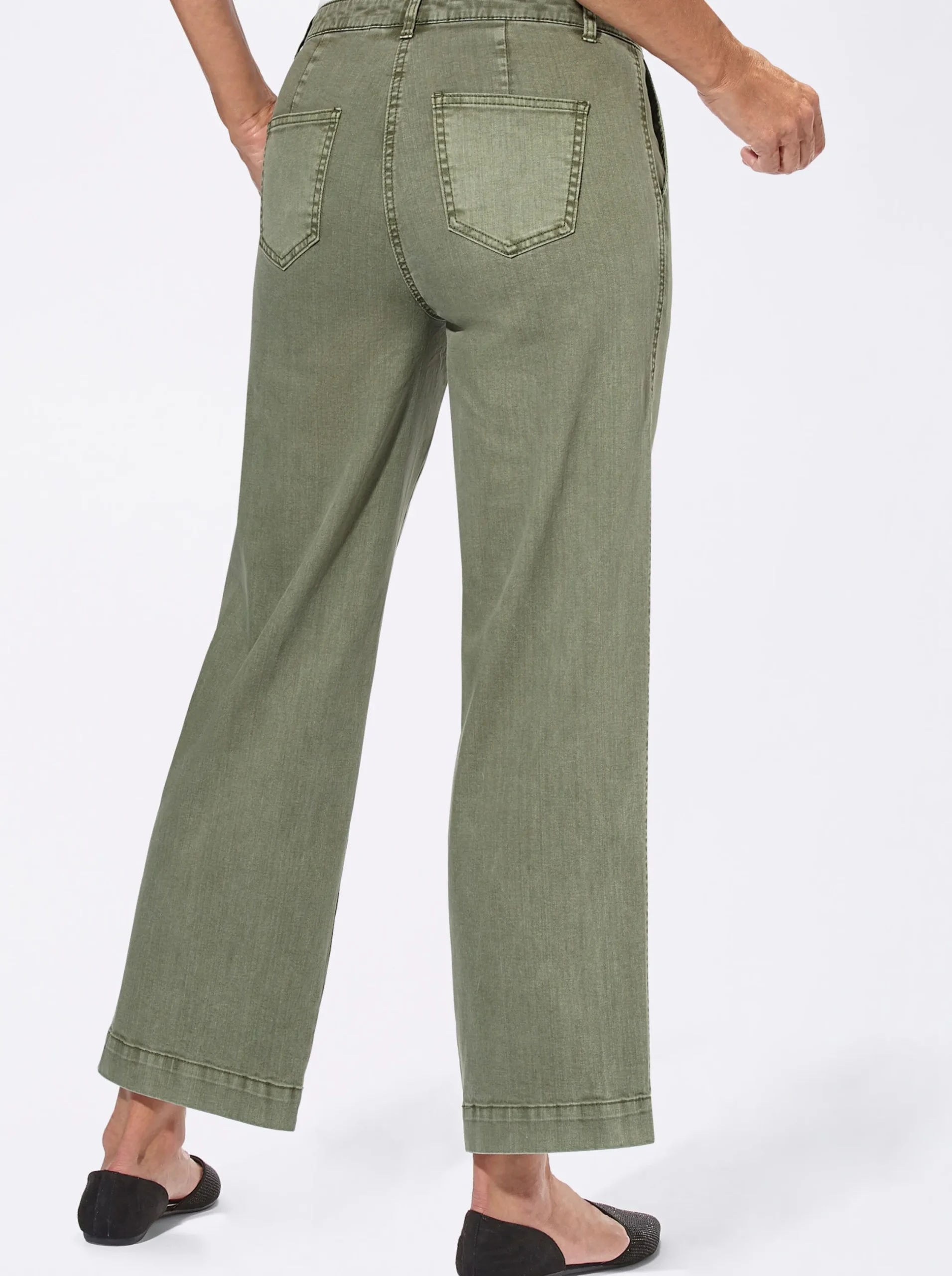 Hosen| Culotte mit aufgesetzten Taschen hinten khaki