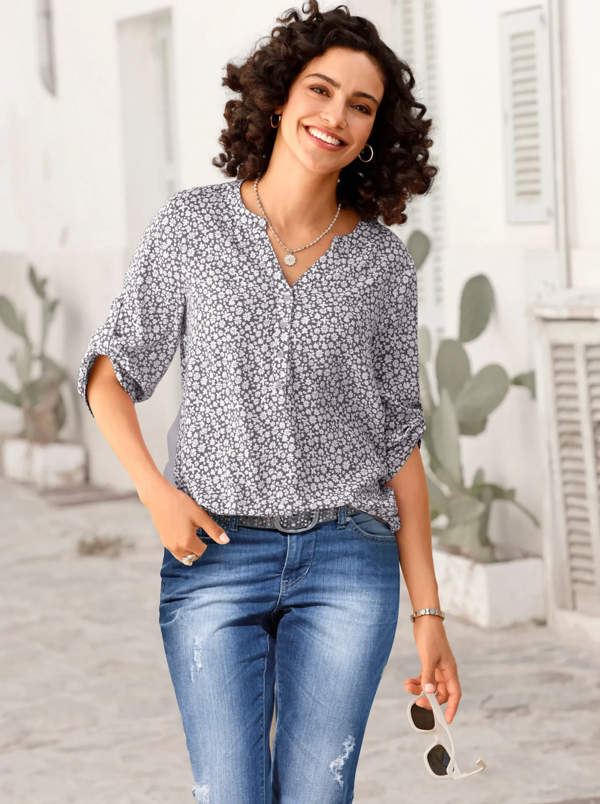 Blusen| Druckbluse mit krempelbaren Ärmeln ecru-grau-bedruckt