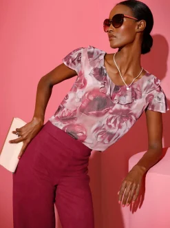 Blusen| Druckbluse mit Volant puder-dunkelrot-bedruckt