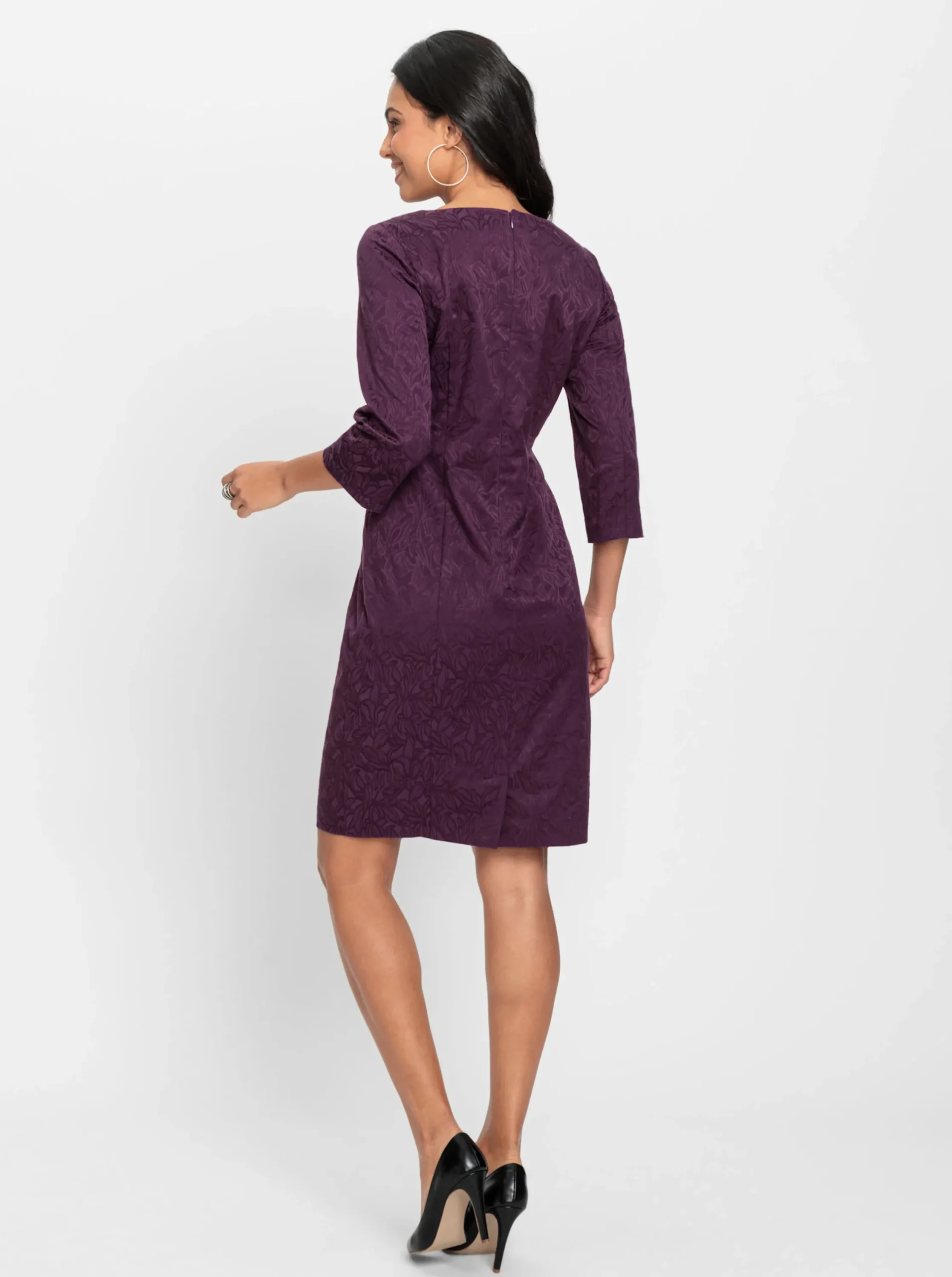 Abendkleider|Kleider| Etuikleid mit Jacquard-Blüten traube-gemustert