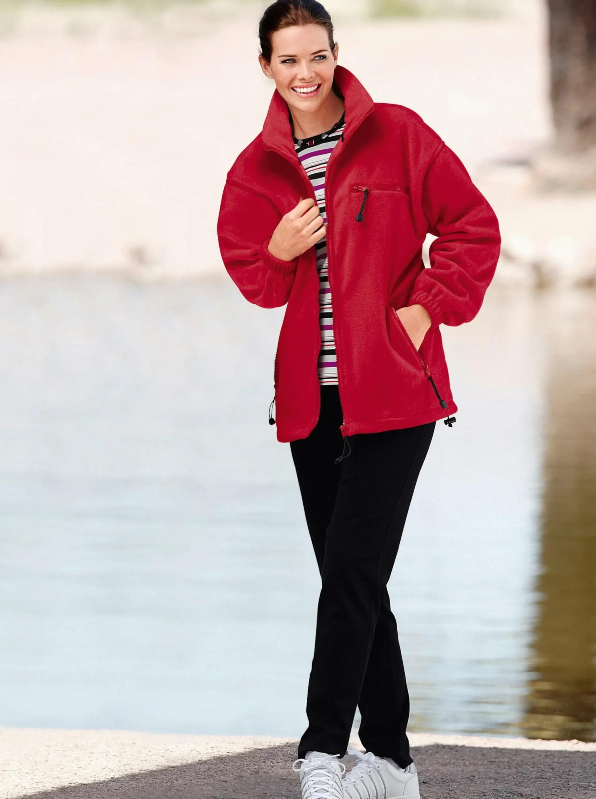 Jacken| Fleecejacke mit elastischen Ärmelbündchen rot