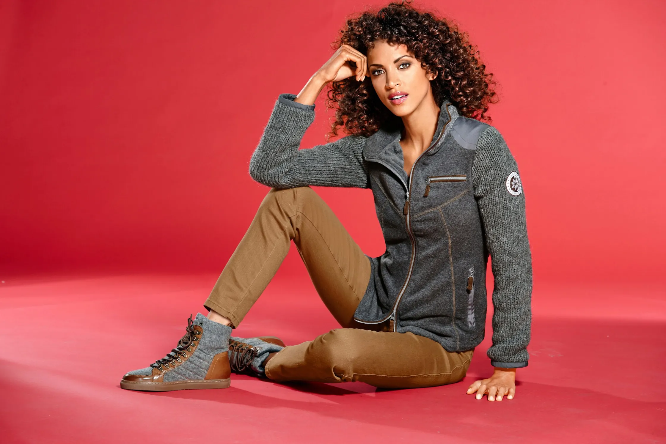 Homewear|Homewear|heine Fleecejacke mit gestrickten Ärmeln grau