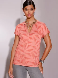 Shirts| 2-in-1-Shirt mit Ausbrenner-Muster vorne papaya