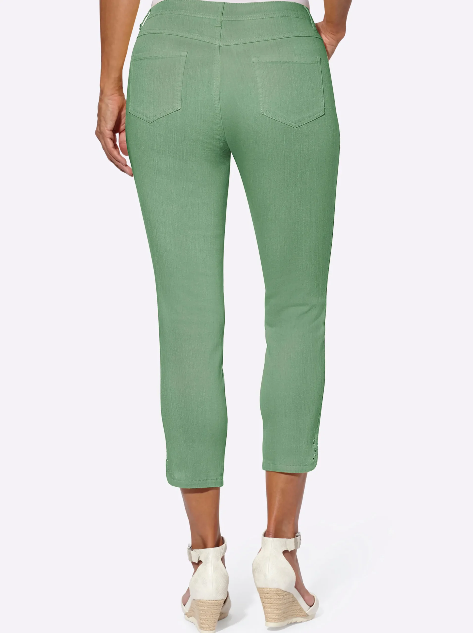 Strandmode|Jeans| 7/8-Jeans mit Glitzersteinchen an den Beinschlitzen eucalyptus