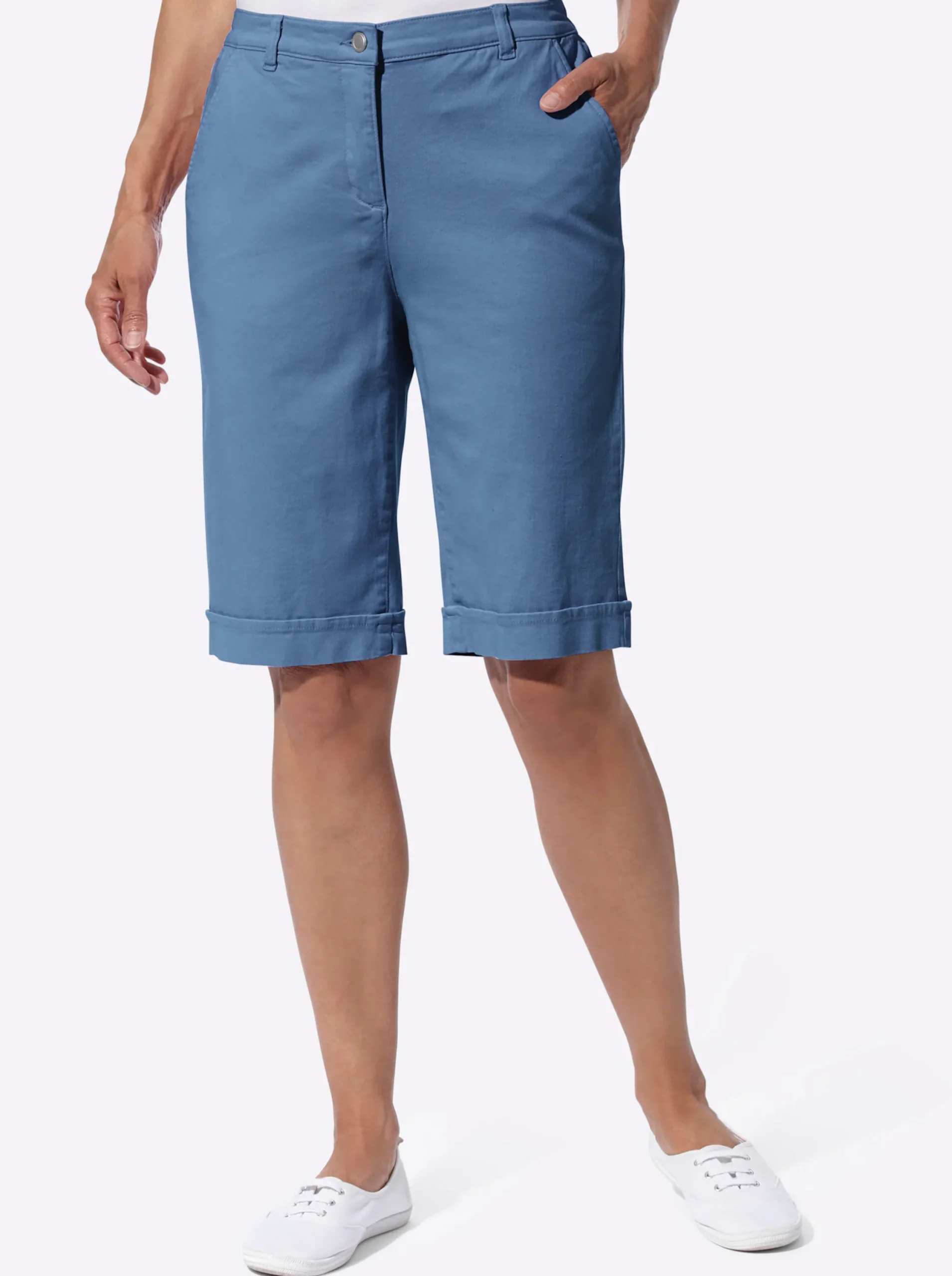 Basics|Jeans| Jeansbermudas mit Dehnbund hinten blau