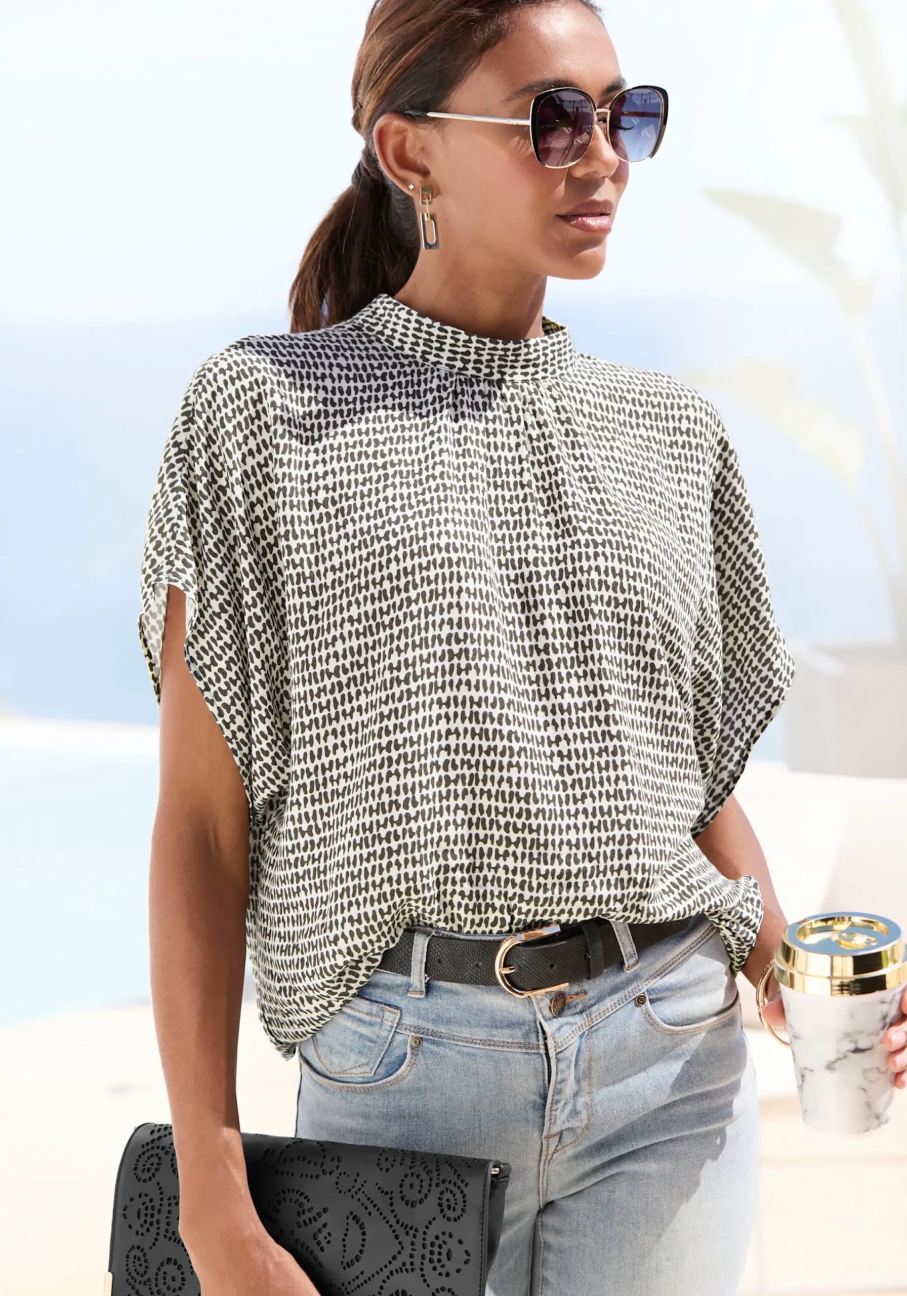 Blusen|LASCANA Kurzarmbluse creme-schwarzbedruckt