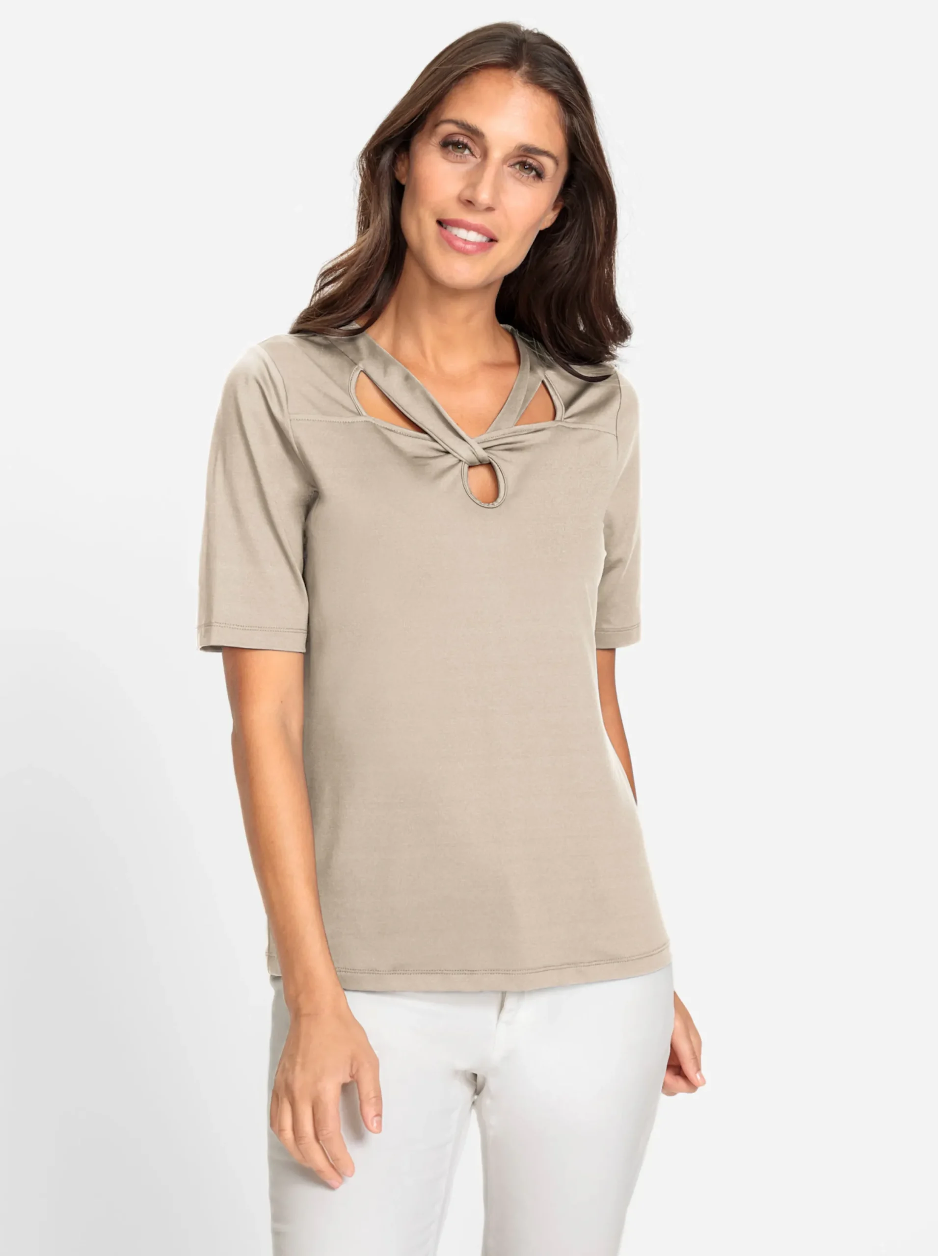 Strandmode|Shirts|heine Kurzarmshirt mit Cut-outs am Ausschnitt sand
