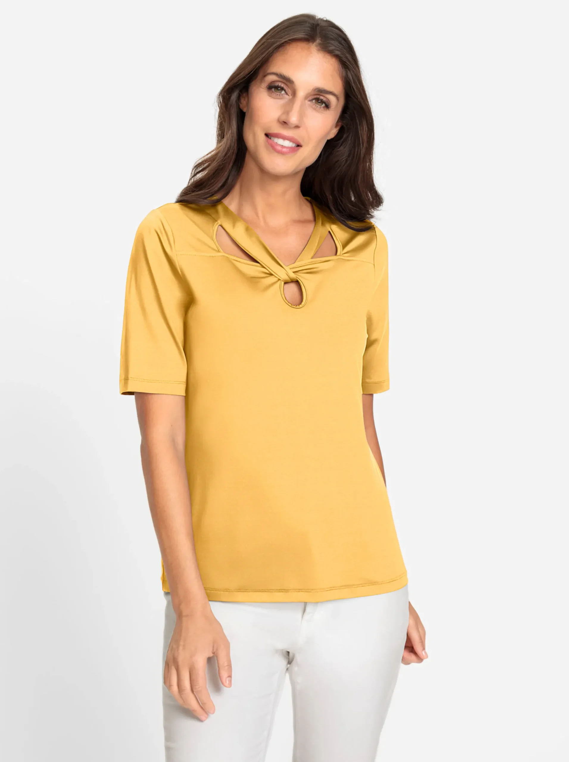 Strandmode|Shirts|heine Kurzarmshirt mit Cut-outs am Ausschnitt gelb