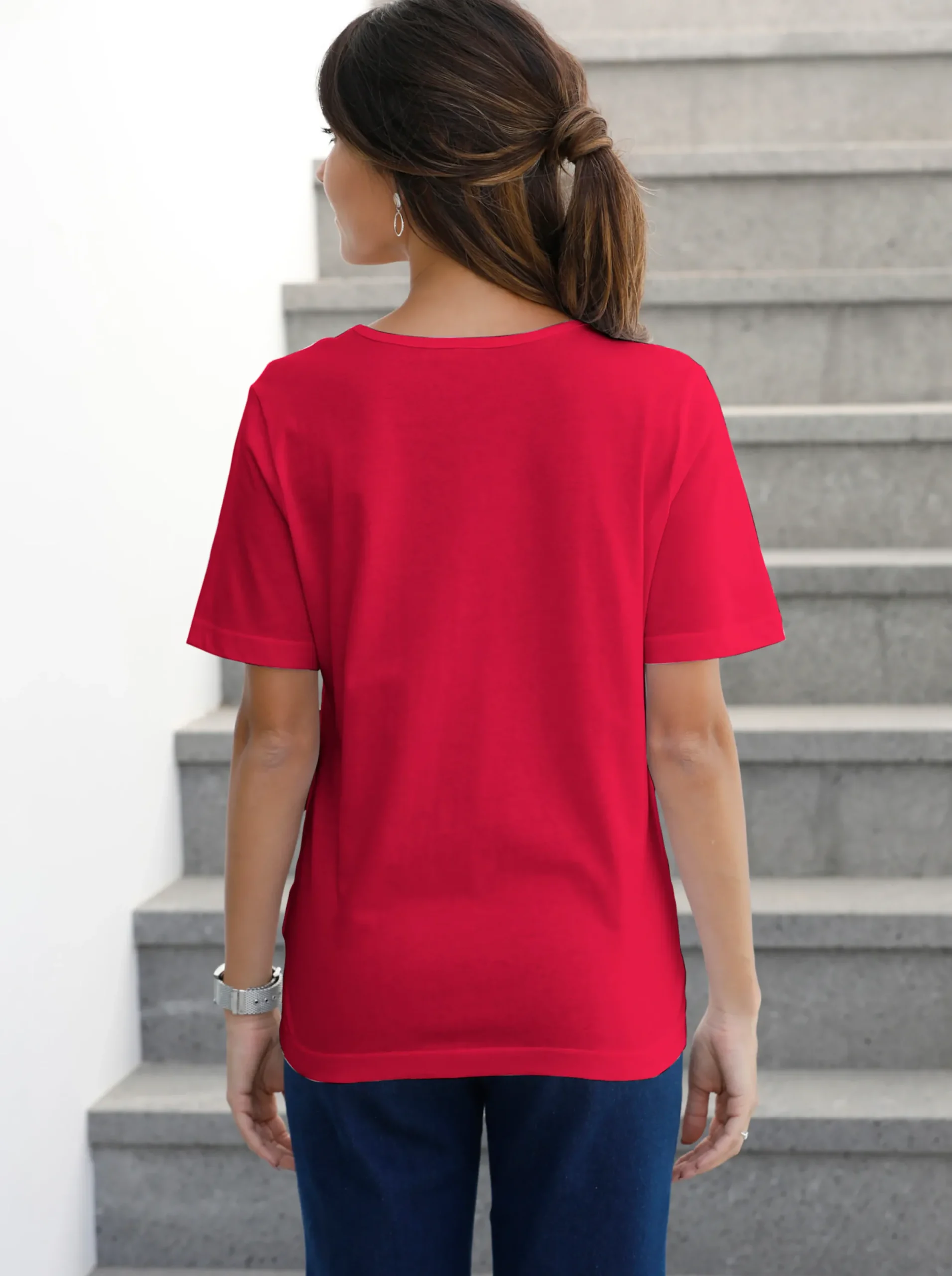 Basics|Shirts| Kurzarmshirt mit V-Ausschnitt rot