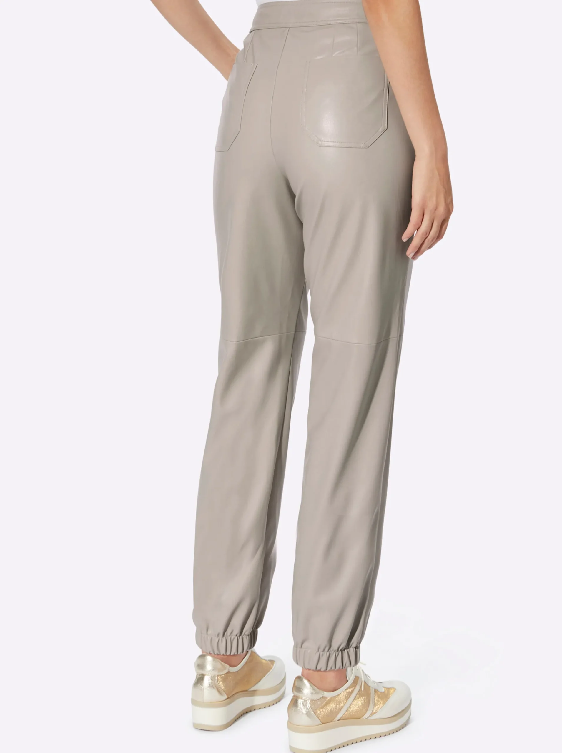 Hosen|heine Lederimitathose mit aufgesetzten Taschen sesam