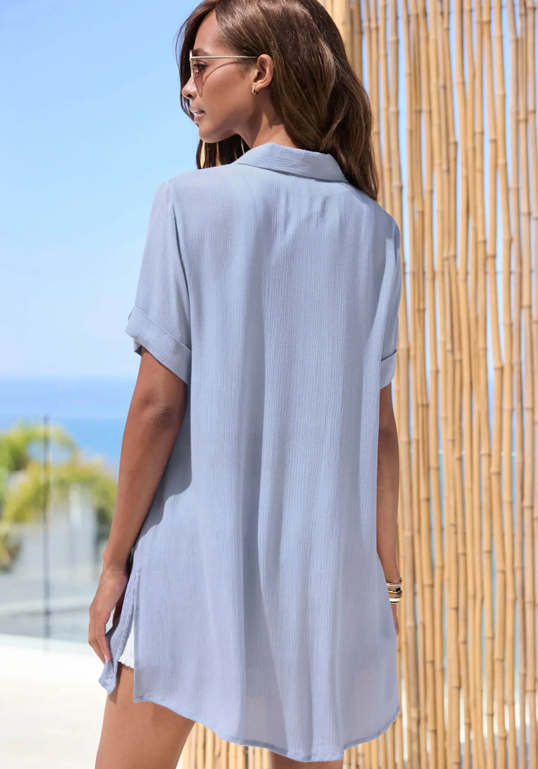 Strandmode|LASCANA Longbluse hellblau