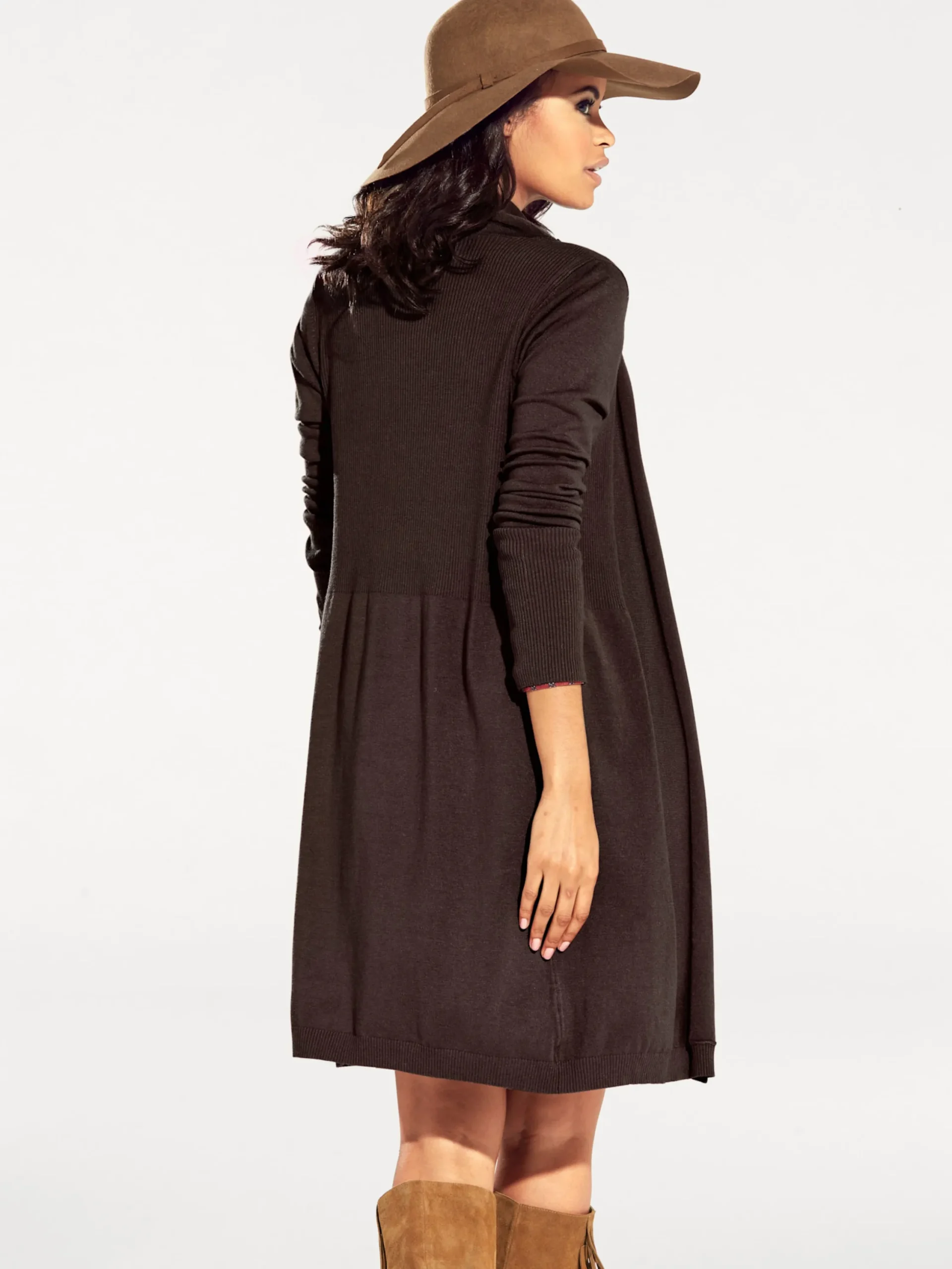 Strickjacken|heine Longstrickjacke in geschmeidigem Feinstrick braun