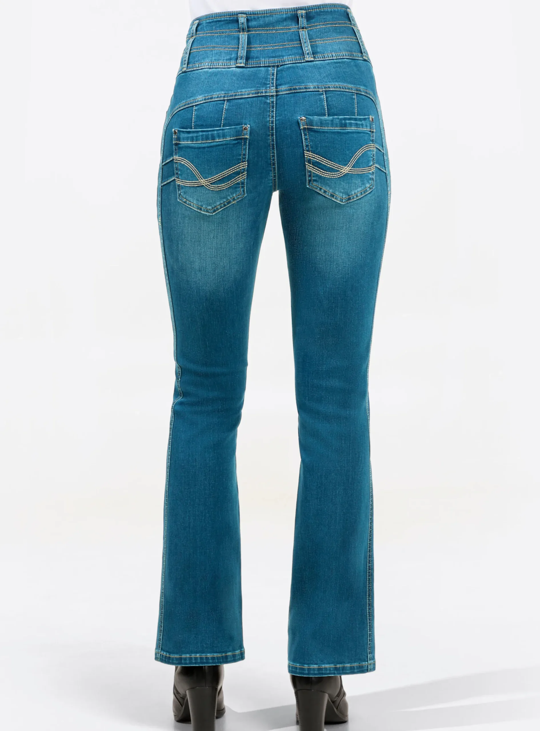 Jeans| 5-Pocket-Jeans mit dezent ausgestelltem Bein blue-stone-washed
