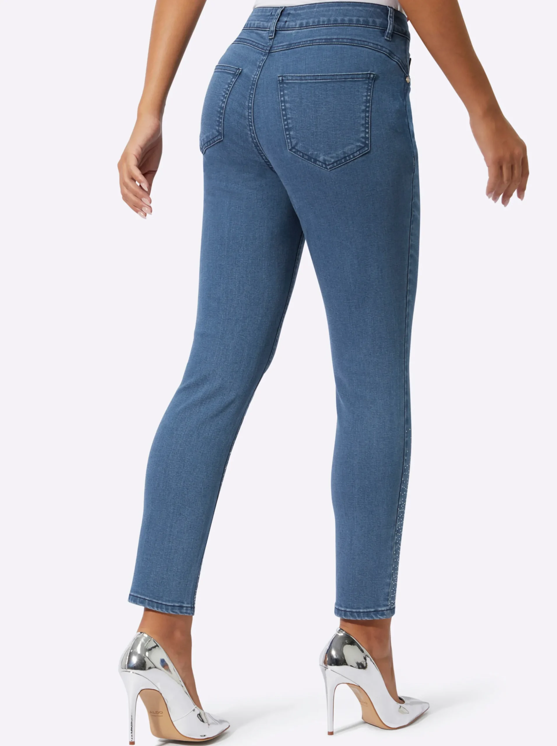 Jeans| 5-Pocket-Jeans mit Glitzersteinchen blue-bleached