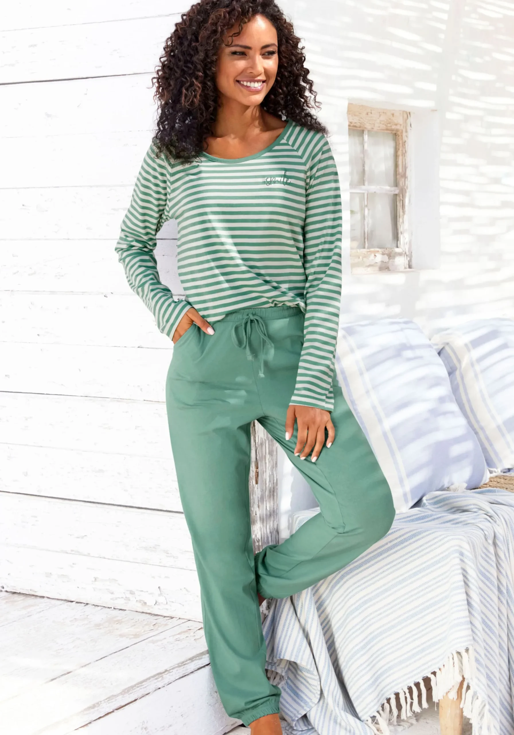 Nachtwäsche|Vivance Dreams Pyjama grün