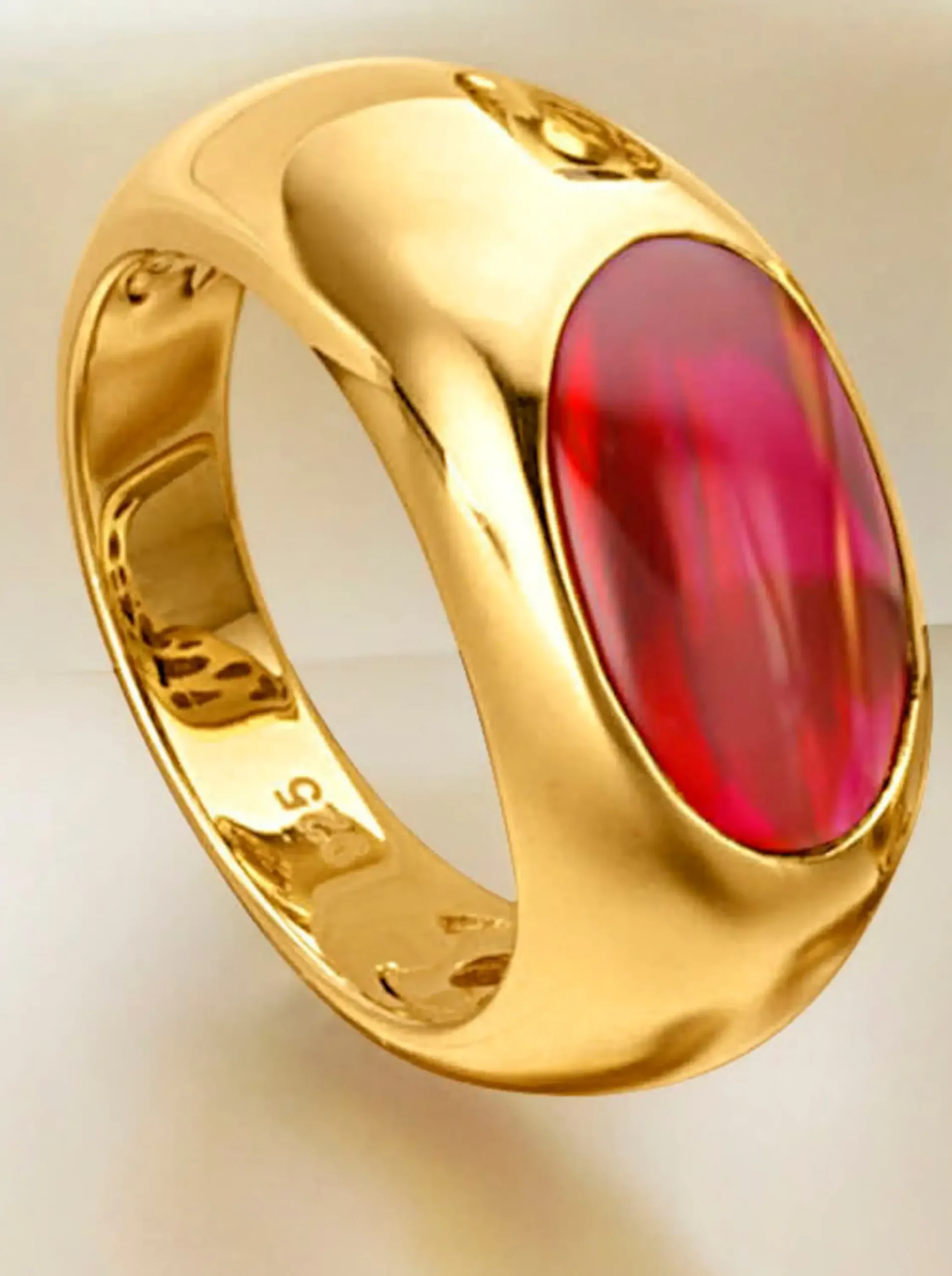 Schmuck| Ring rot