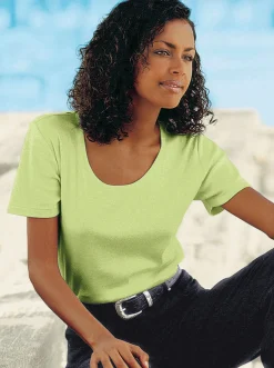 Shirts| Rundhalsshirt in geradem Schnitt pistazie