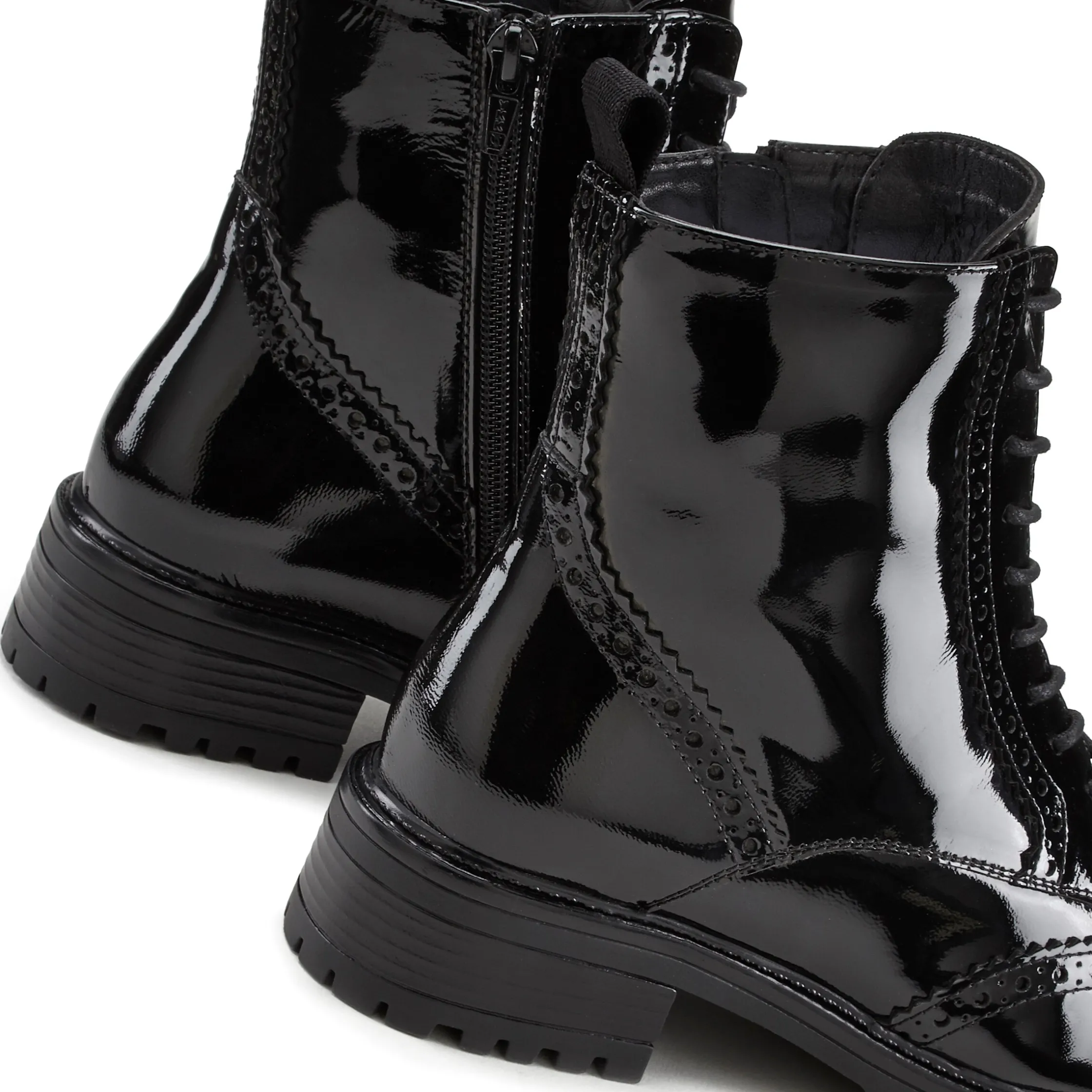 Stiefeletten|Stiefel|LASCANA Schnürboots schwarz-shiny