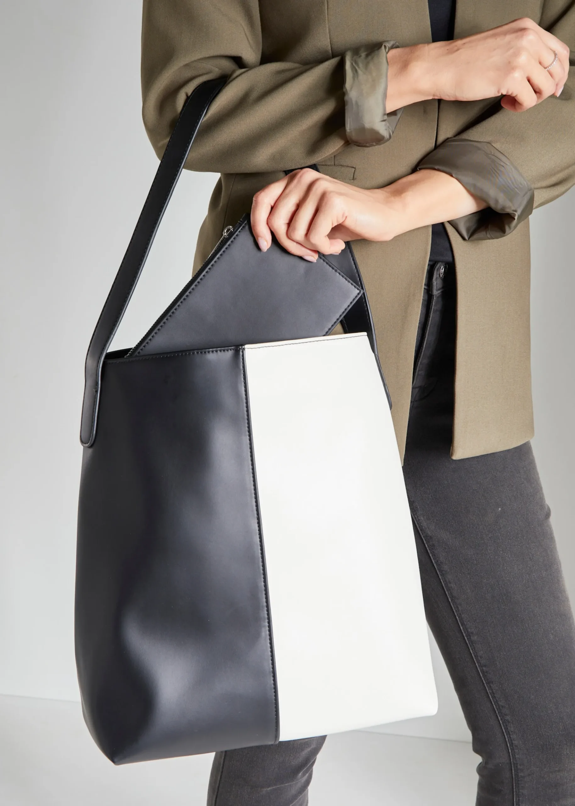 Taschen|Vivance Shopper schwarz-weiß