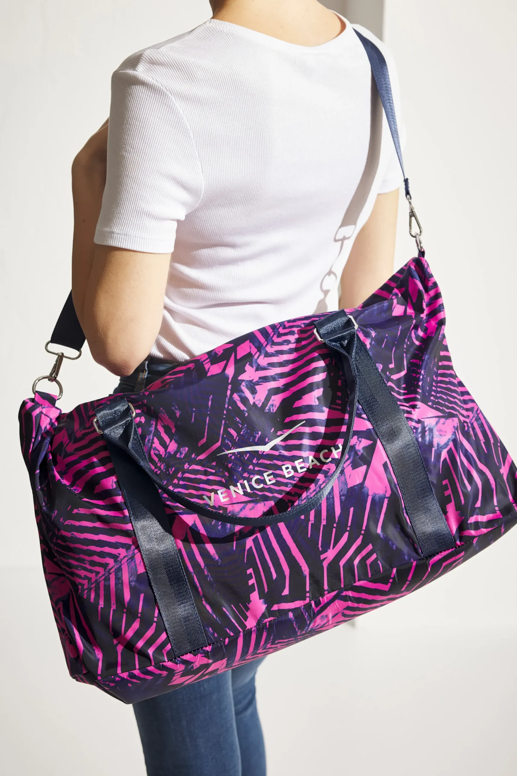 Taschen|Venice Beach Sporttasche pink