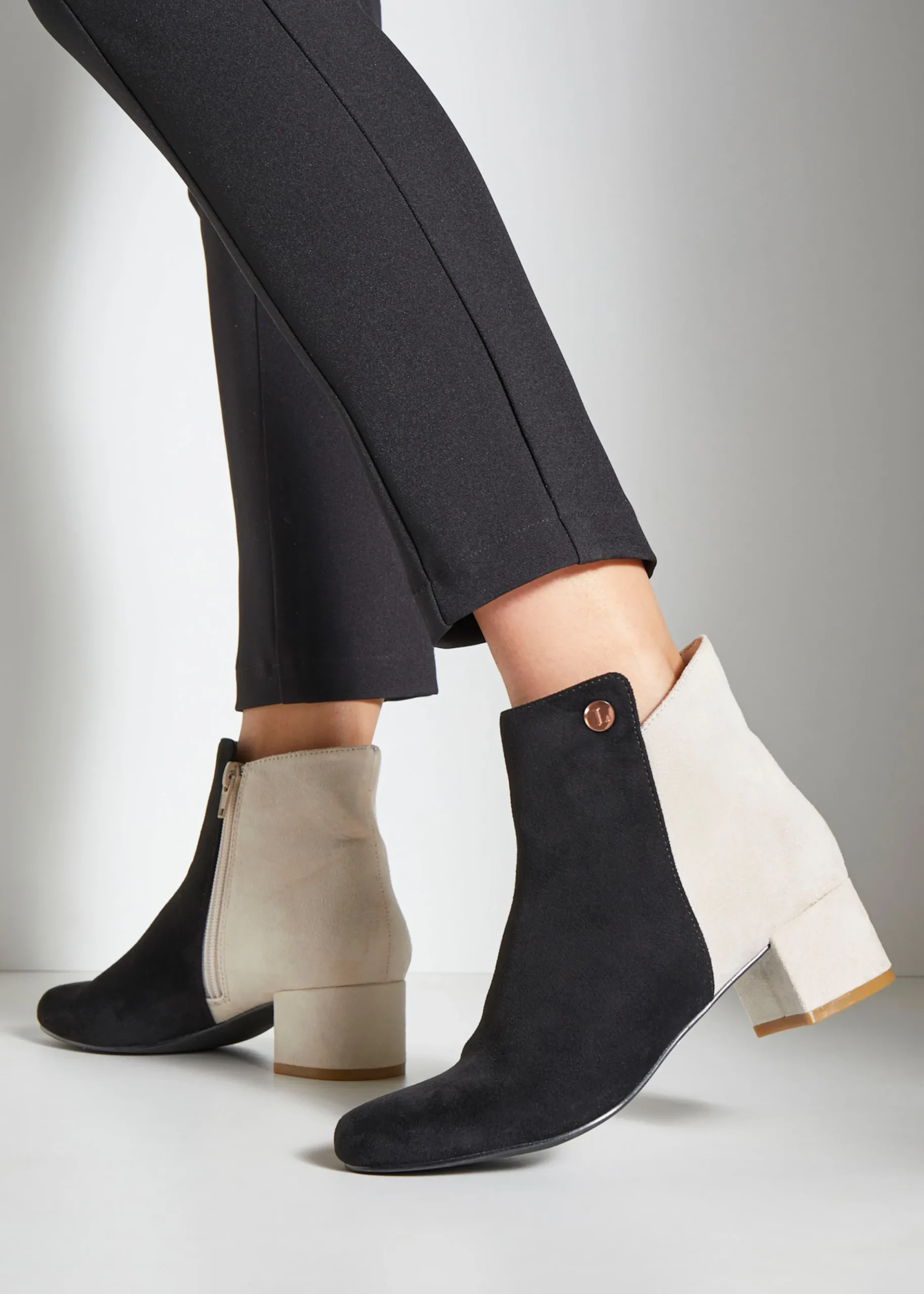 Stiefeletten|Stiefel|LASCANA Stiefelette schwarz/creme