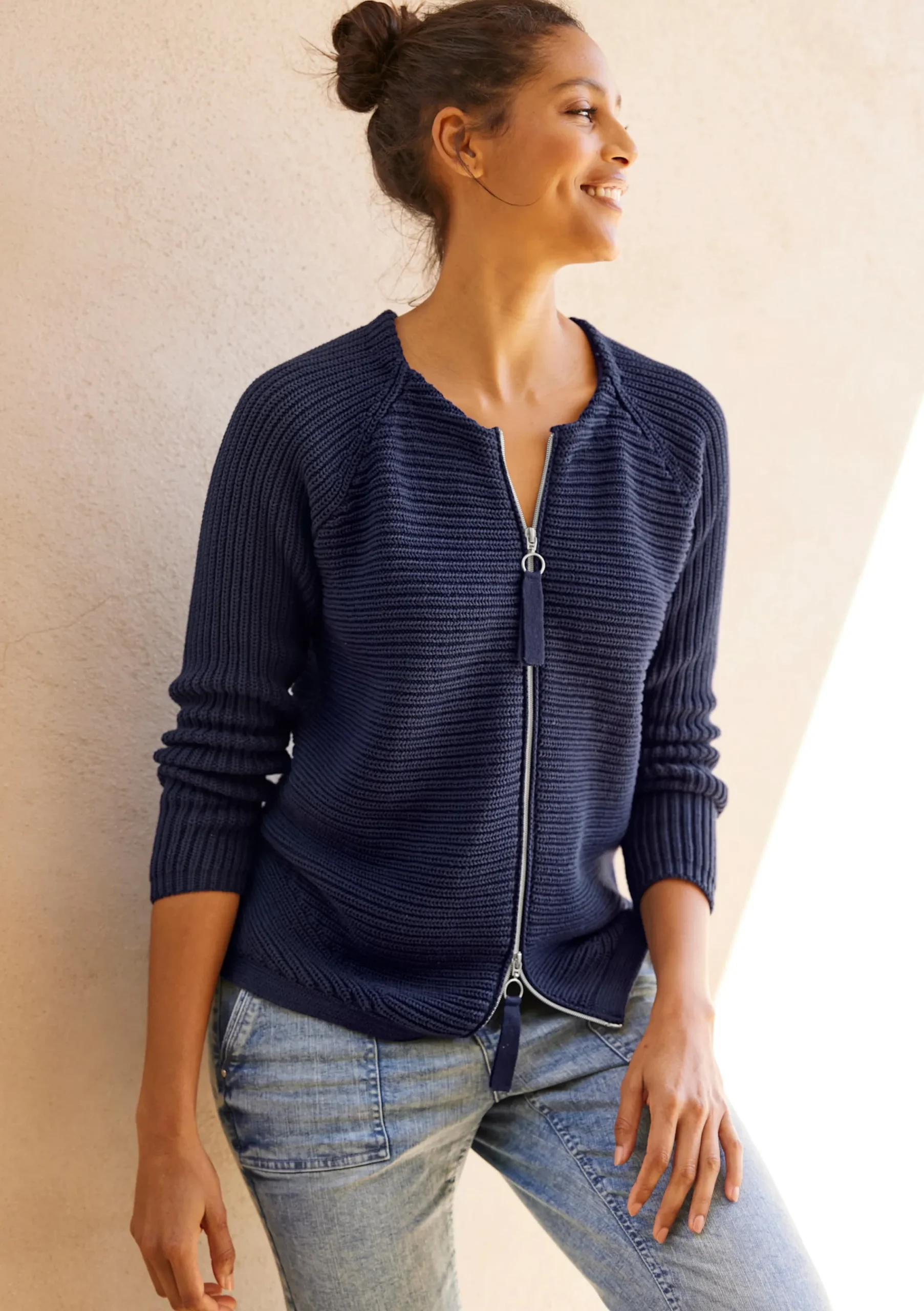 Strickjacken|heine Strickjacke in dezentem Glanz marine