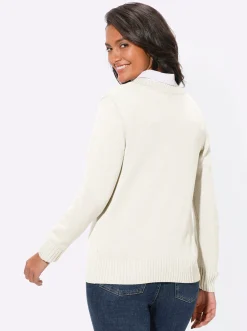 Strickjacken| Strickjacke mit farblich abgestimmten Knöpfen wollweiß