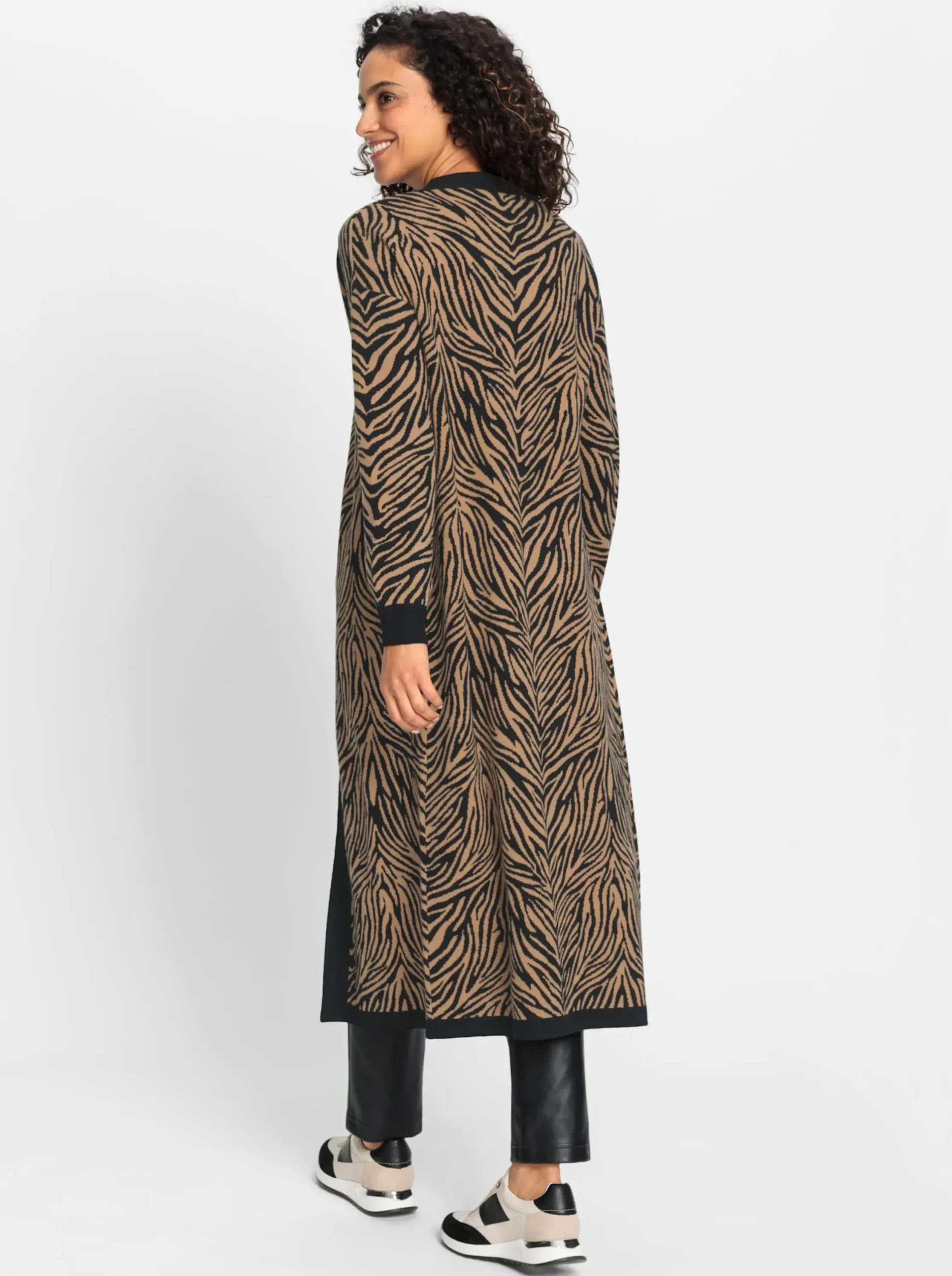 Strickjacken| Strickmantel im Animal-Jacquardmuster schwarz-camel-gemustert