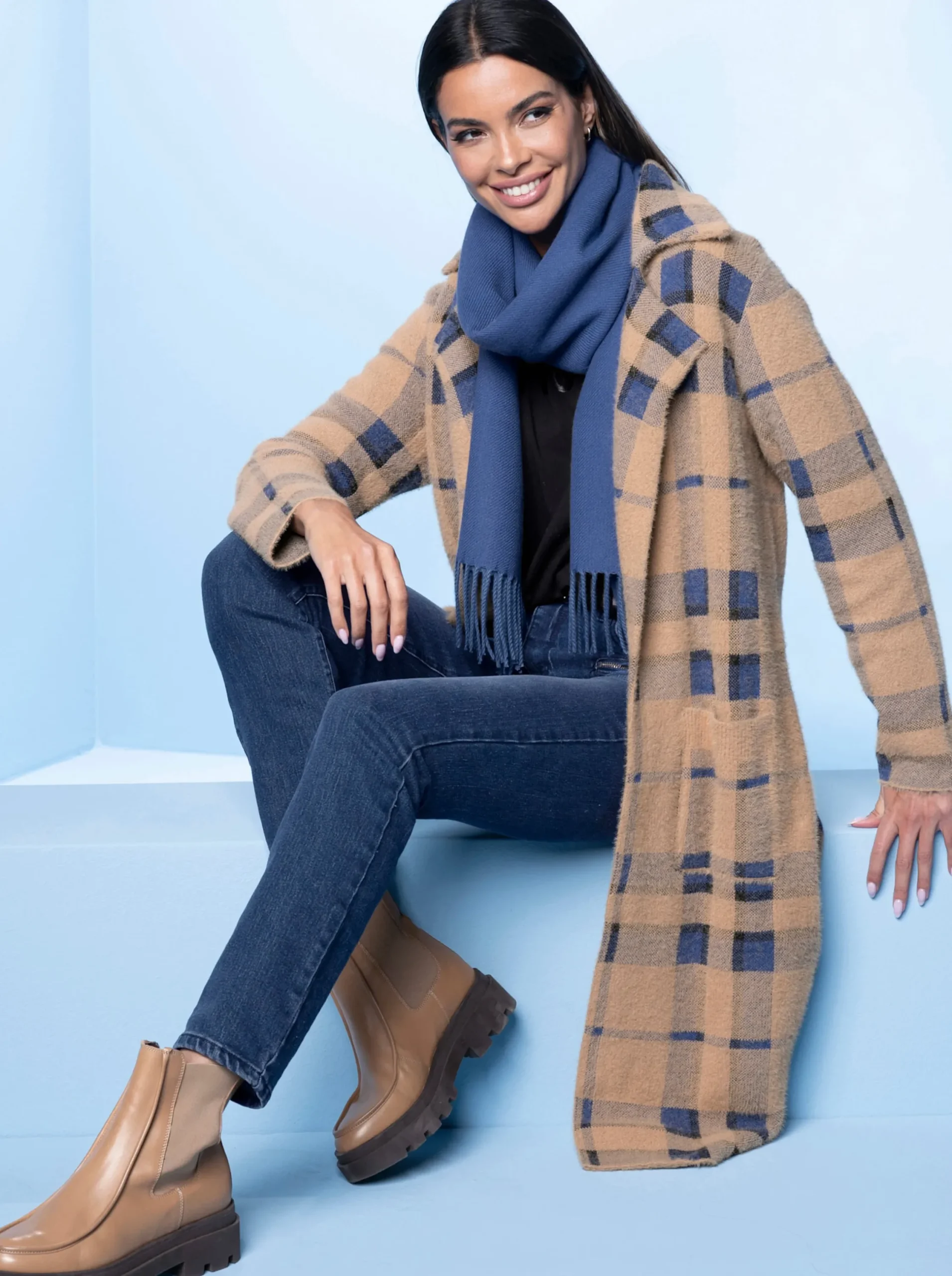Strickjacken|heine Strickmantel mit Reverskragen, kariert camel-royalblau-kariert