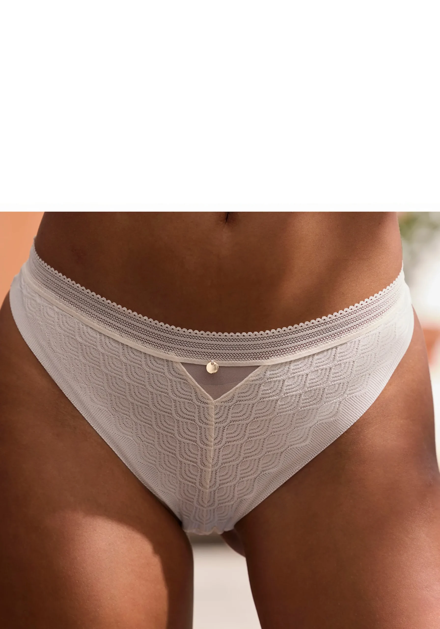 Unterhosen|LASCANA String champagner