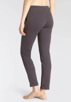Homewear|H.I.S Sweathose dunkelbraun