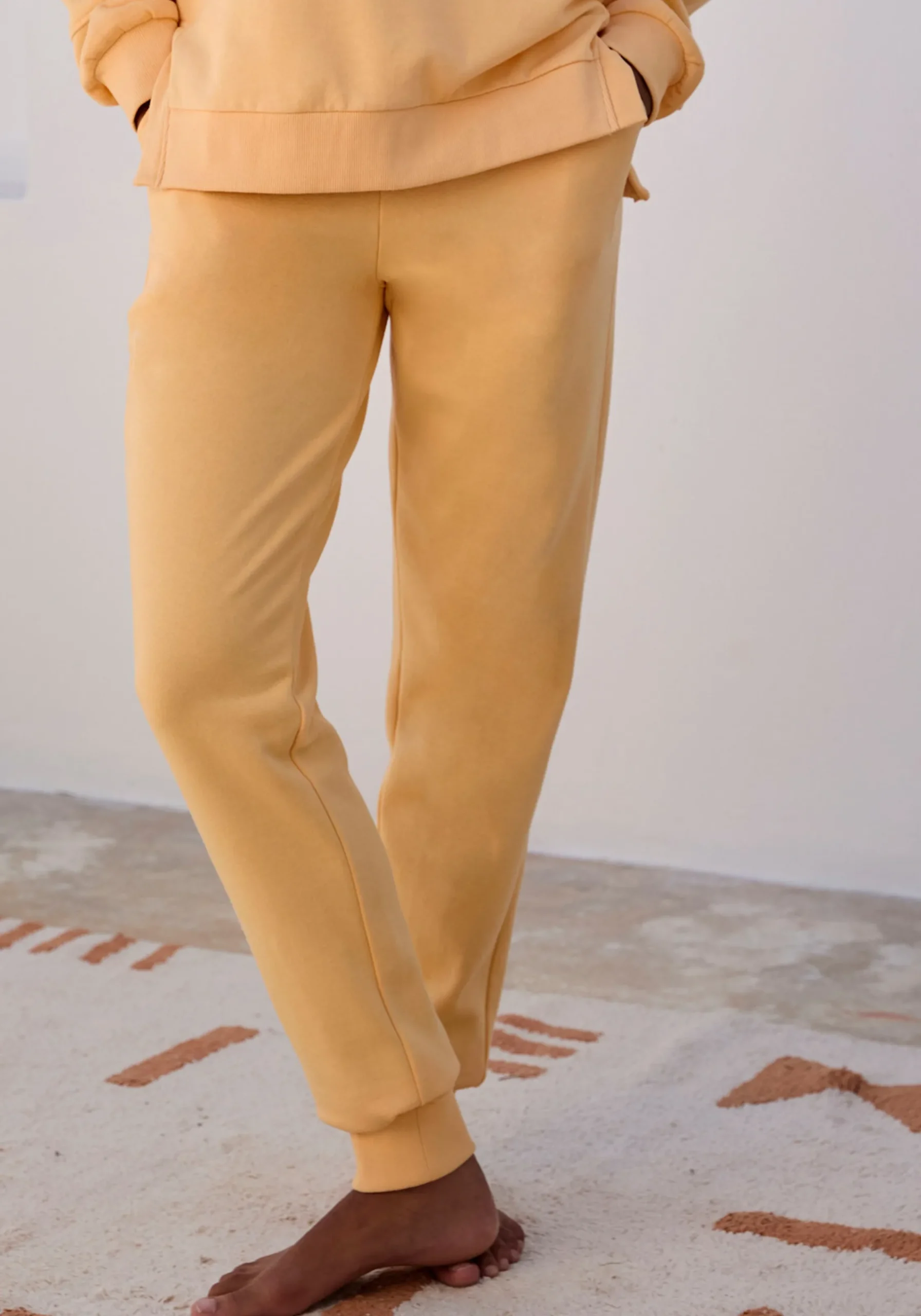 Hosen|Buffalo Sweathose gelb