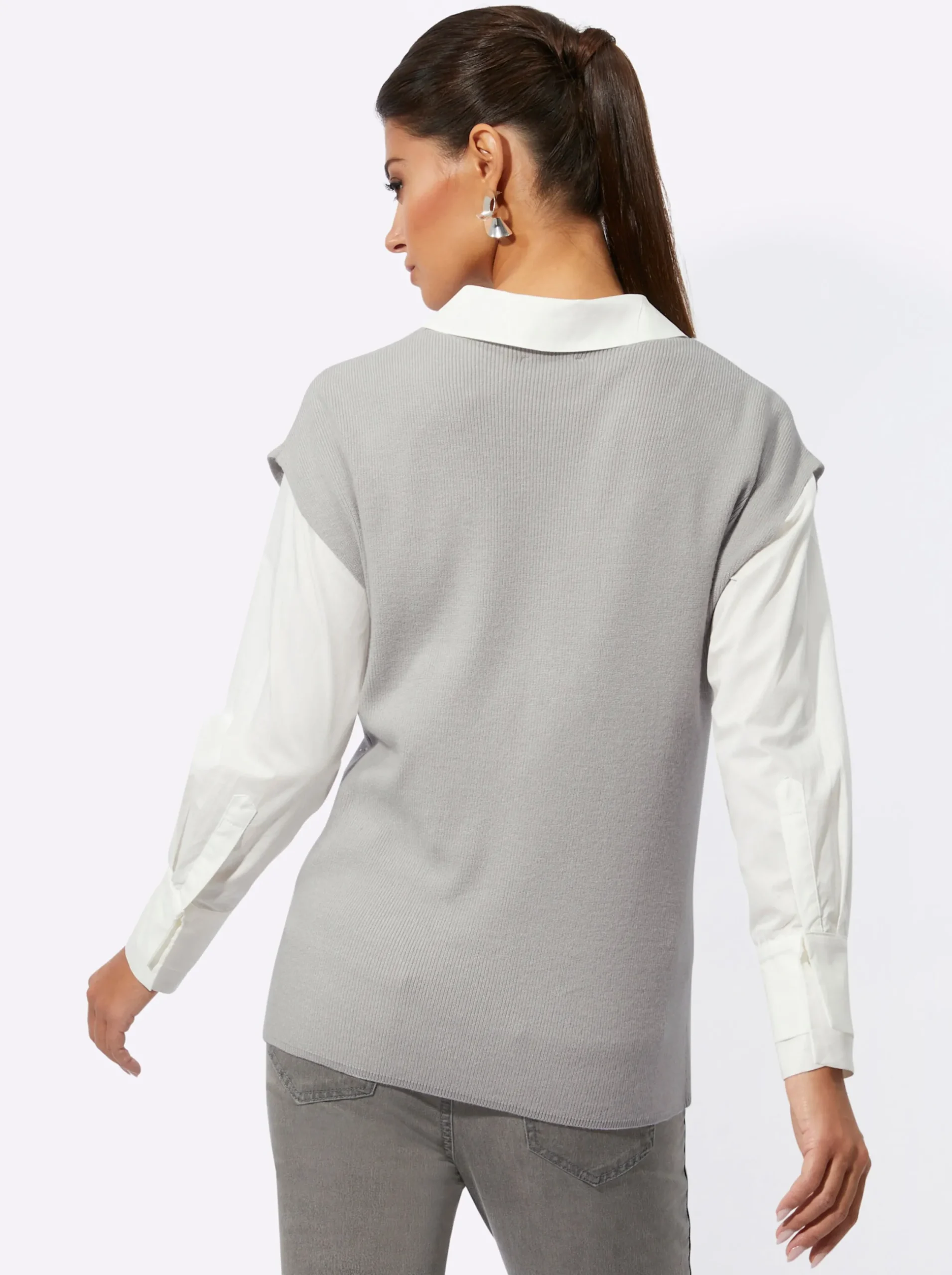 Pullover| V-Ausschnitt-Pullover mit Glitzersteinchen-Schriftzug hellgrau-silberfarben