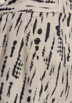 Hosen|s.Oliver Webshorts beige-schwarz-bedruckt